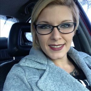 Meet your Posher, Tiffney